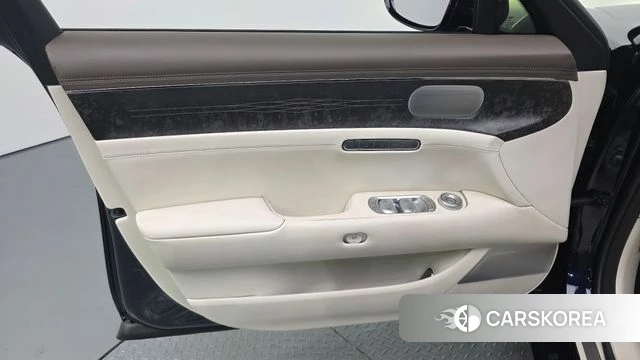 Genesis G90 (RS4) id 4905489 из Кореи 16