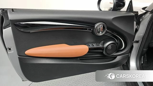Mini Cooper S Convertible id 4266424 из Кореи 16