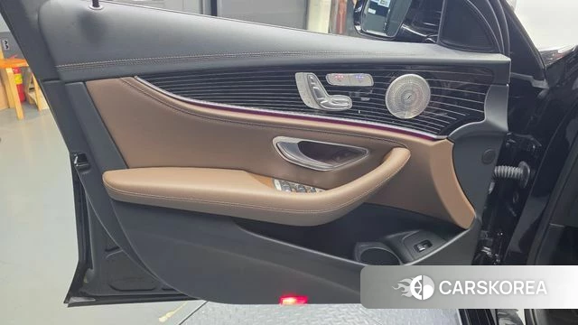 Mercedes-Benz E-Class W213 id 4445782 из Кореи 16