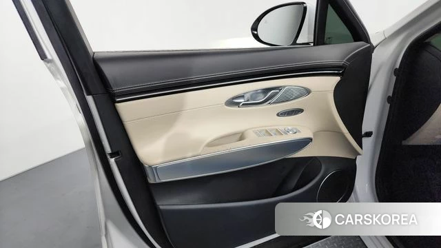 Genesis GV70 id 4186915 из Кореи 16