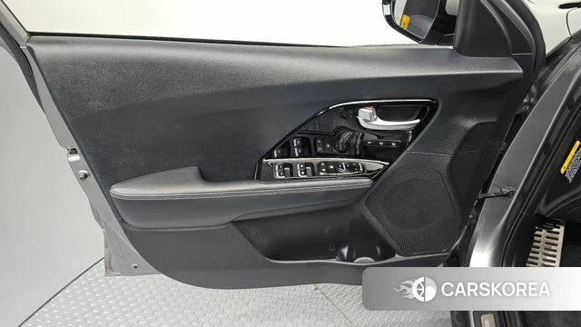 Kia Niro id 4551735 из Кореи 16