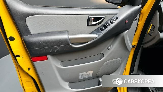 Hyundai The New Grand Starex id 4345670 из Кореи 16