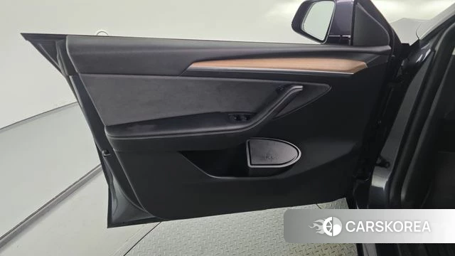 Tesla Model Y id 4749437 из Кореи 16