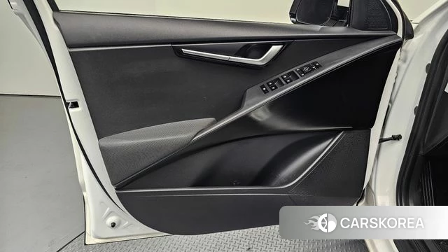 Kia Di Ol Nu Niro id 4186966 из Кореи 16