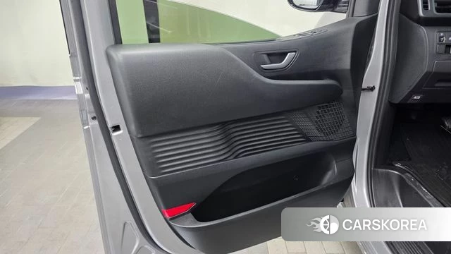 Hyundai Staria id 4904560 из Кореи 16