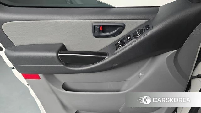 Hyundai The New Grand Starex id 4642297 из Кореи 16