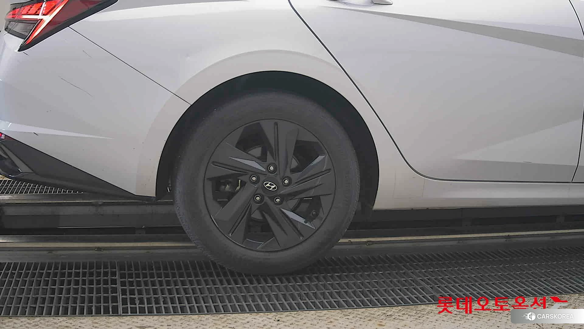 Hyundai Avante id 4902528 из Кореи 16