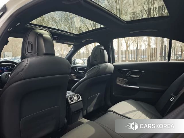 Mercedes-Benz Class C id 4258895 из Китая 16