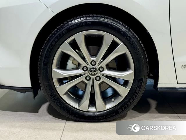 Toyota Saina id 3890614 из Китая 16