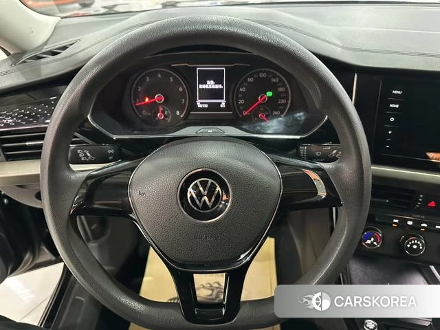 Volkswagen Passat id 4265854 из Китая 16