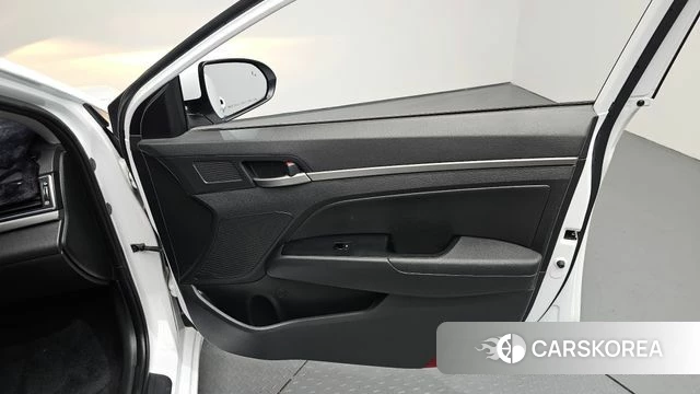 Hyundai Avante AD id 4325841 из Кореи 16