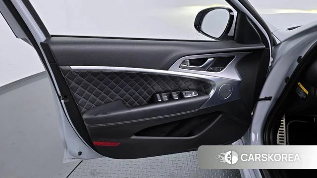 Genesis G70 id 4339521 из Кореи 16