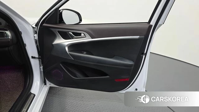 Genesis G70 id 4794715 из Кореи 16
