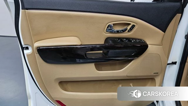 Kia The New Carnival id 4703370 из Кореи 16