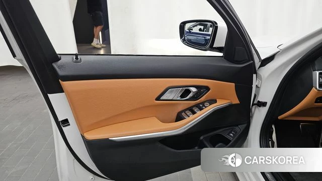 BMW 3 Series (G20) id 4555485 из Кореи 16