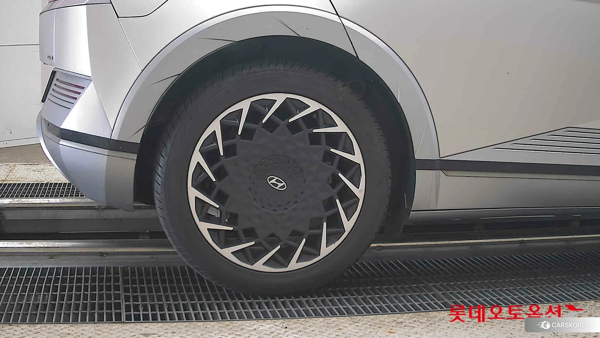 Hyundai IONIQ 5 id 4909217 из Кореи 16