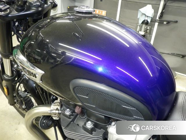 Triumph BONNEVILLE T100 id 3946639 из Японии 16