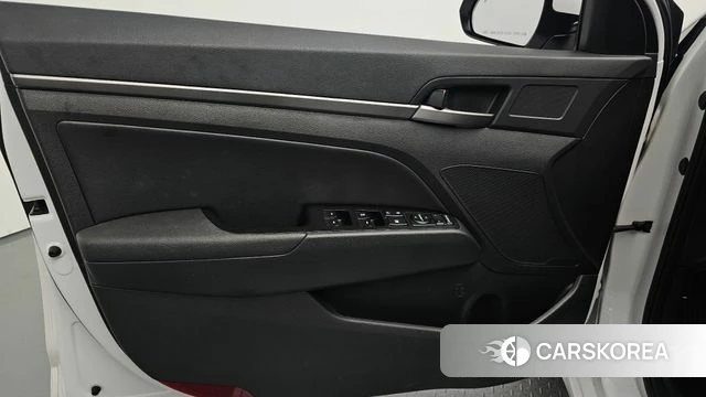 Hyundai Avante AD id 4471570 из Кореи 16