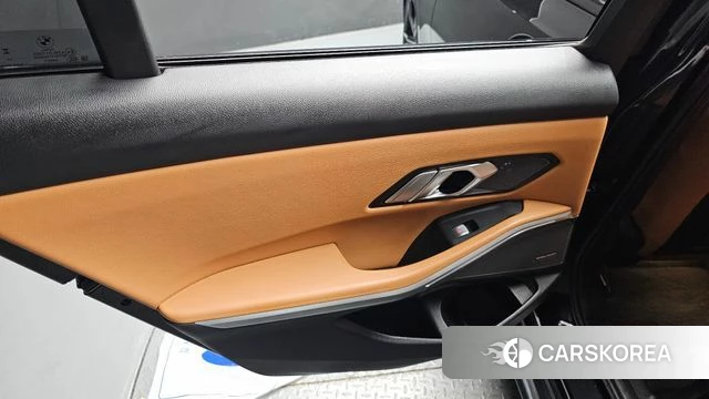 BMW 3 Series (G20) id 4591309 из Кореи 16