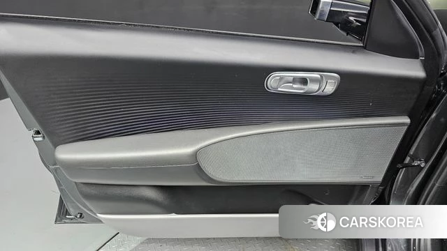 Hyundai Ionic 6 id 4863000 из Кореи 16