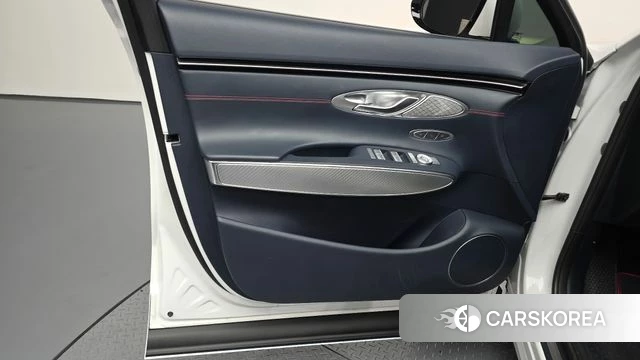 Genesis GV70 id 4350105 из Кореи 16