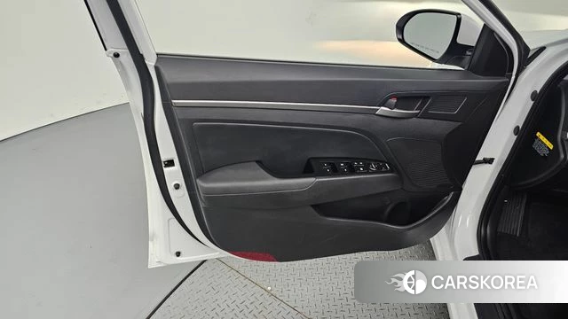 Hyundai Avante AD id 4626502 из Кореи 16