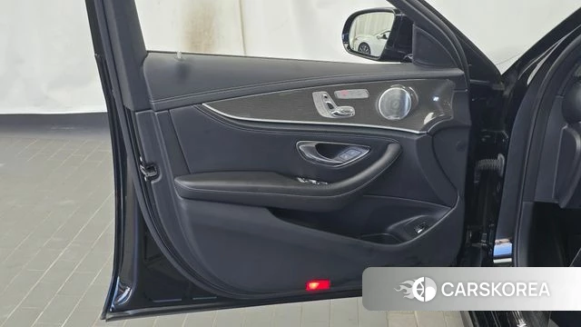 Mercedes-Benz E-Class W213 id 4856017 из Кореи 16