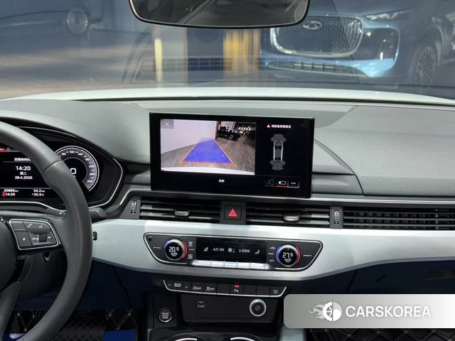 Audi A4L id 4299704 из Китая 16