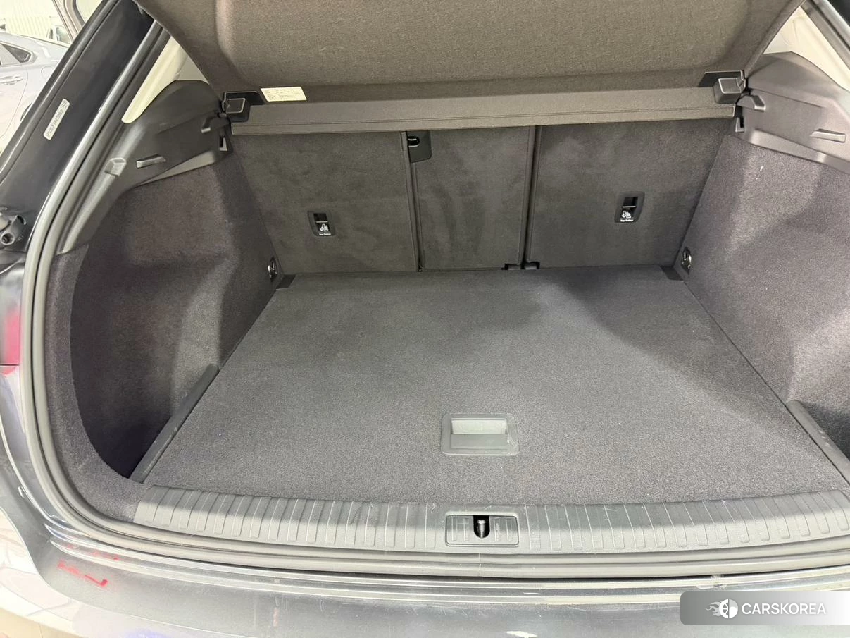 Audi Q3 id 4419514 из Китая 16