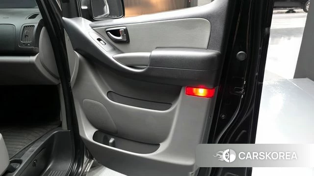 Hyundai The New Grand Starex id 4284792 из Кореи 16
