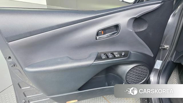 Toyota Prius 4th Generation id 4662887 из Кореи 16