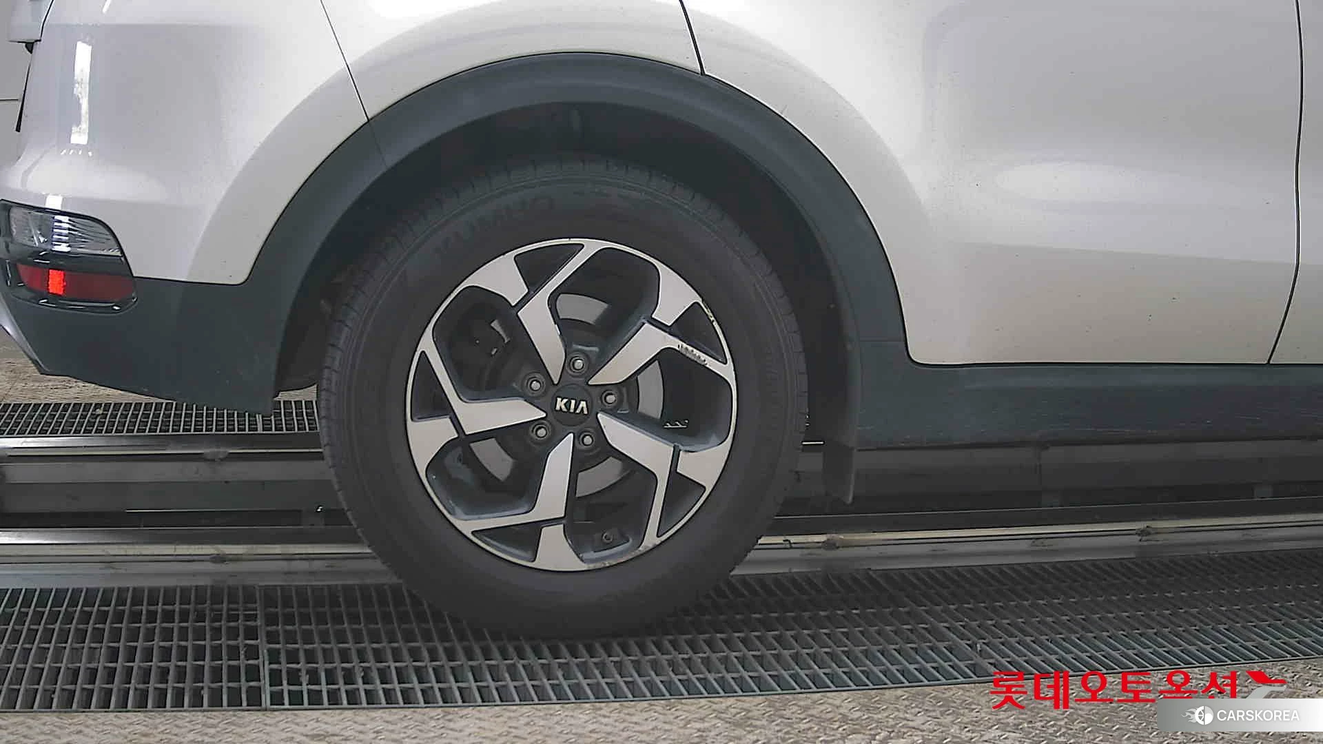 Kia Sportage id 3888294 из Кореи 16