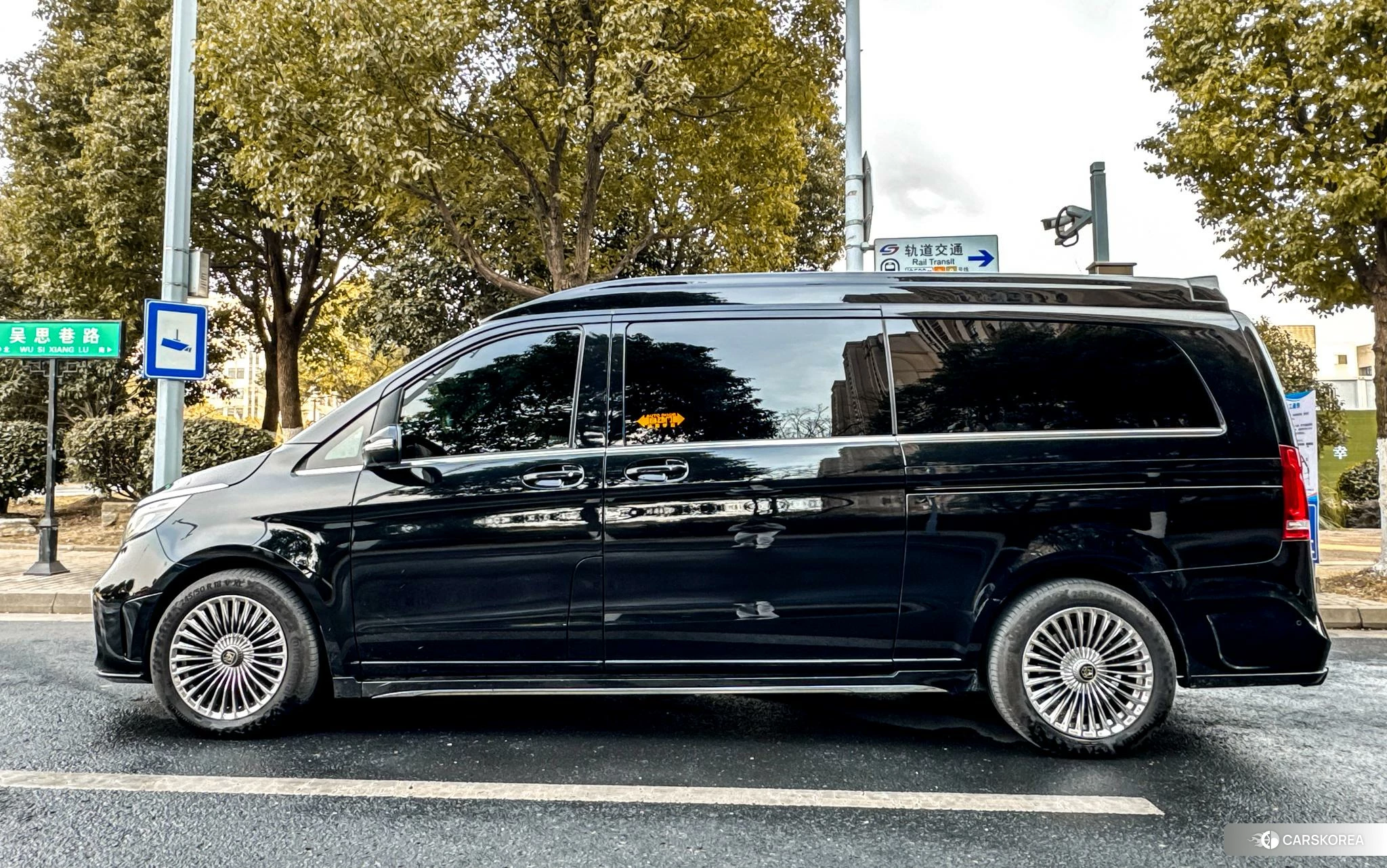Mercedes-Benz V-Class id 4504723 из Китая 16