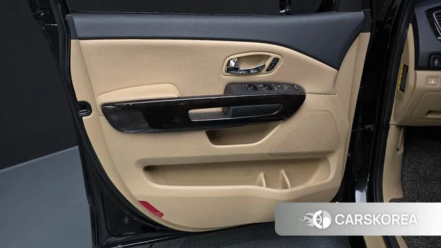 Kia The New Carnival id 4471489 из Кореи 16