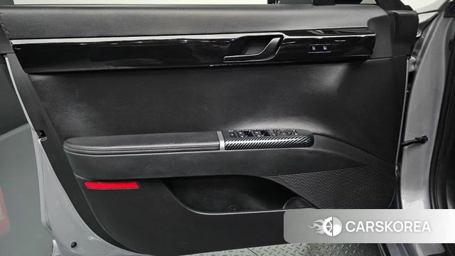 Hyundai Grandeur (GN7) id 4590274 из Кореи 16