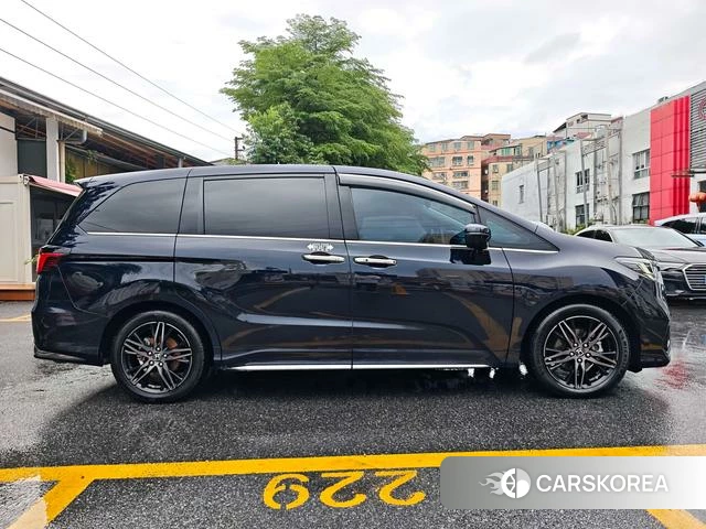 Honda Odyssey id 4358984 из Китая 16
