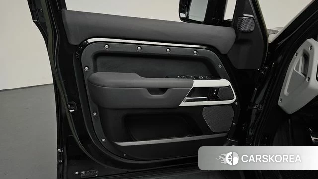 Land Rover Defender (L663) id 4757877 из Кореи 16