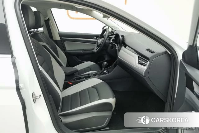 Volkswagen Bora id 4272801 из Китая 16