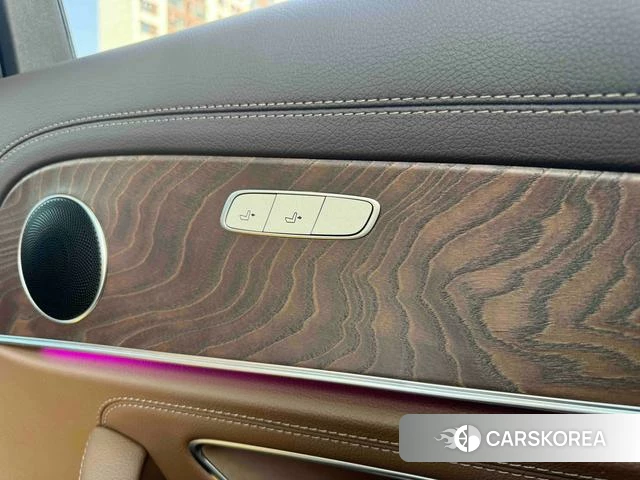 Mercedes-Benz E-class id 4209334 из Китая 16
