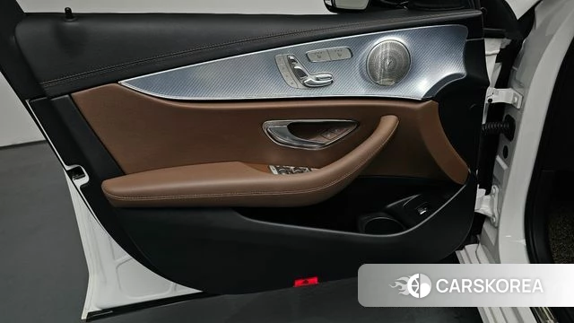 Mercedes-Benz E-Class W213 id 4651444 из Кореи 16