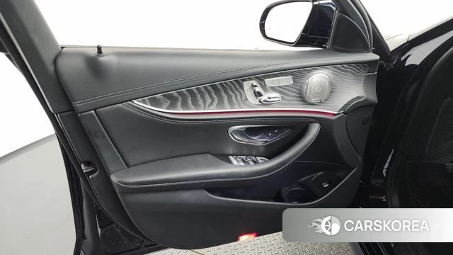 Mercedes-Benz E-Class W213 id 4562239 из Кореи 16