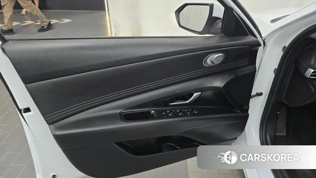 Hyundai Avante Hybrid (CN7) id 4524359 из Кореи 16