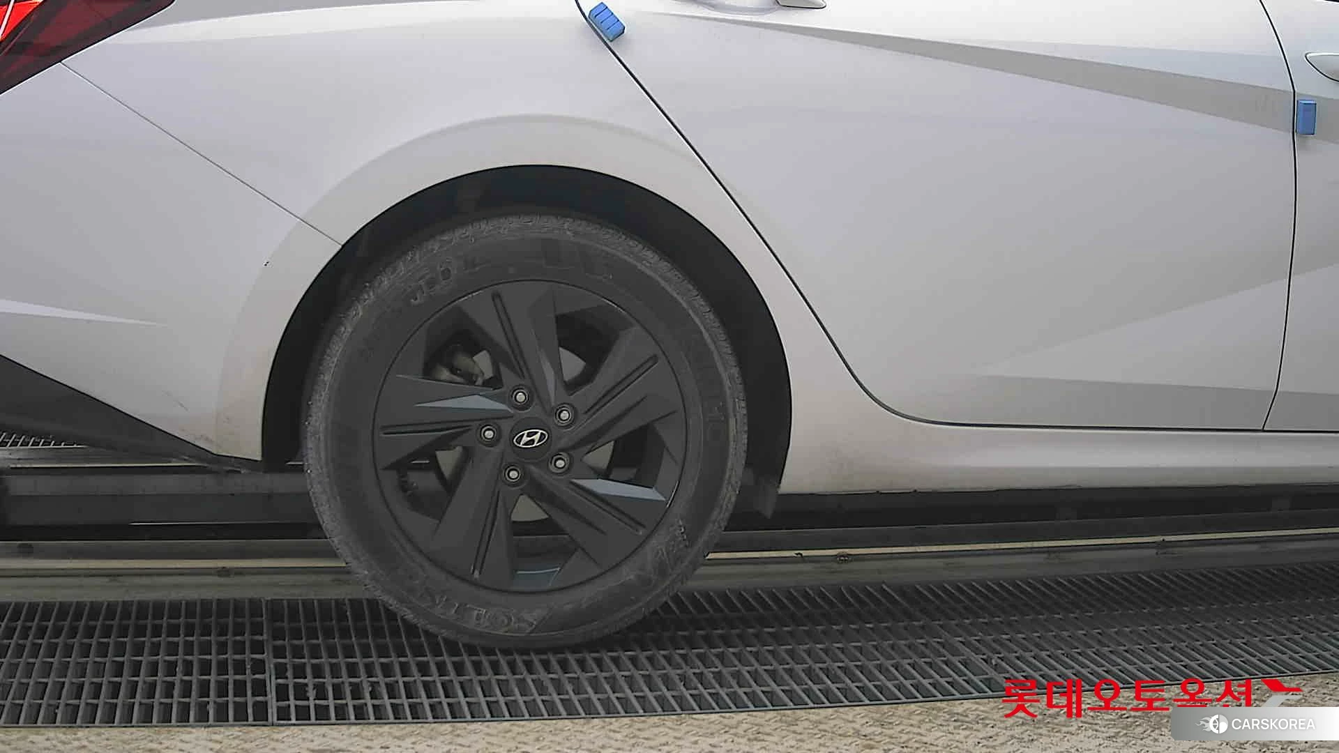 Hyundai Avante id 4289478 из Кореи 16