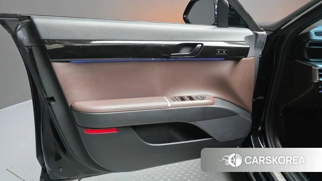 Hyundai Grandeur Hybrid (GN7) id 4773783 из Кореи 16