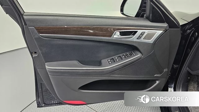 Genesis G80 id 4377639 из Кореи 16
