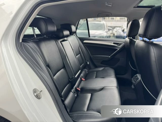 Volkswagen Golf id 4217356 из Китая 16