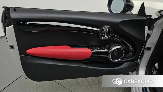Mini Cooper S Convertible id 4377847 из Кореи 16