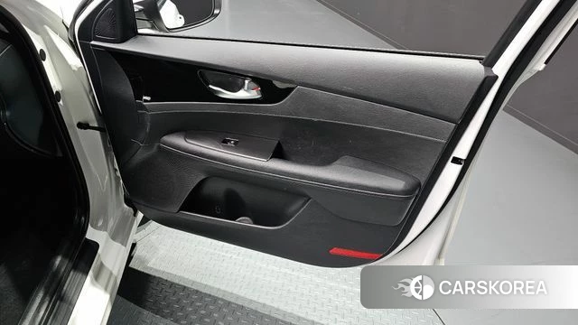 Kia The New K3 2nd generation id 4201340 из Кореи 16