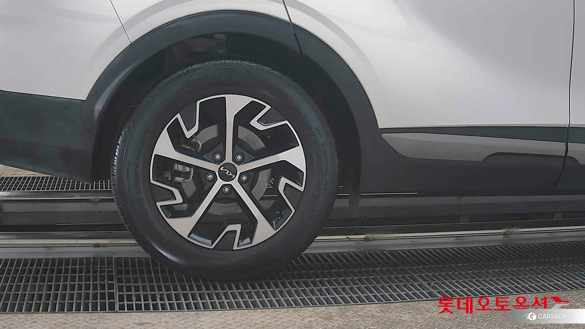 Kia Sportage Hybrid id 3875732 из Кореи 16