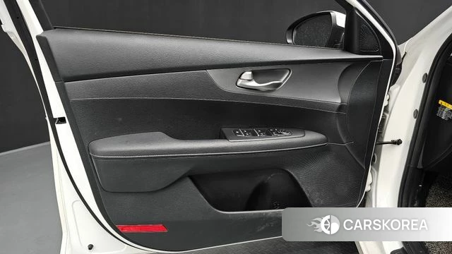 Kia Come New K3 id 4231802 из Кореи 16